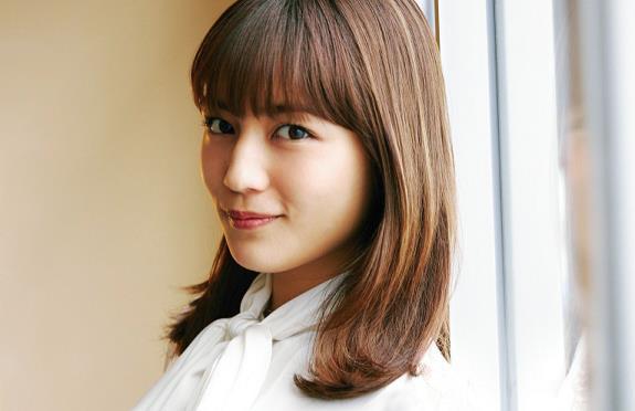 川口春奈 インスタ 可愛いが止まらない メイク法.JPG
