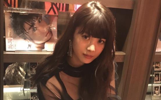 馬場ふみか 18カレンダーブック発売記念大握手会 画像と とれんでぇい情報 何時も此処